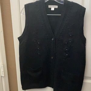 FINAL MARKDOWN Ladies’ TC Fashion Black Embroidered Vest (M)